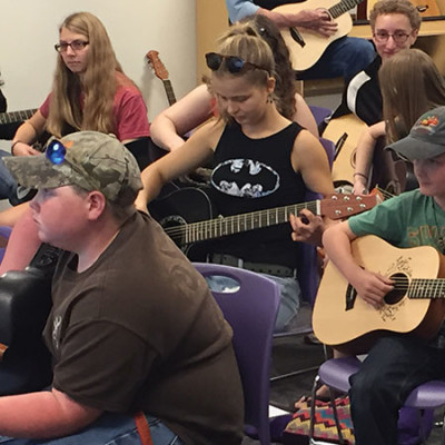 Family Program: Group Guitar Lesson
