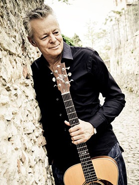 Tommy Emmanuel with special guest Paul Thorn